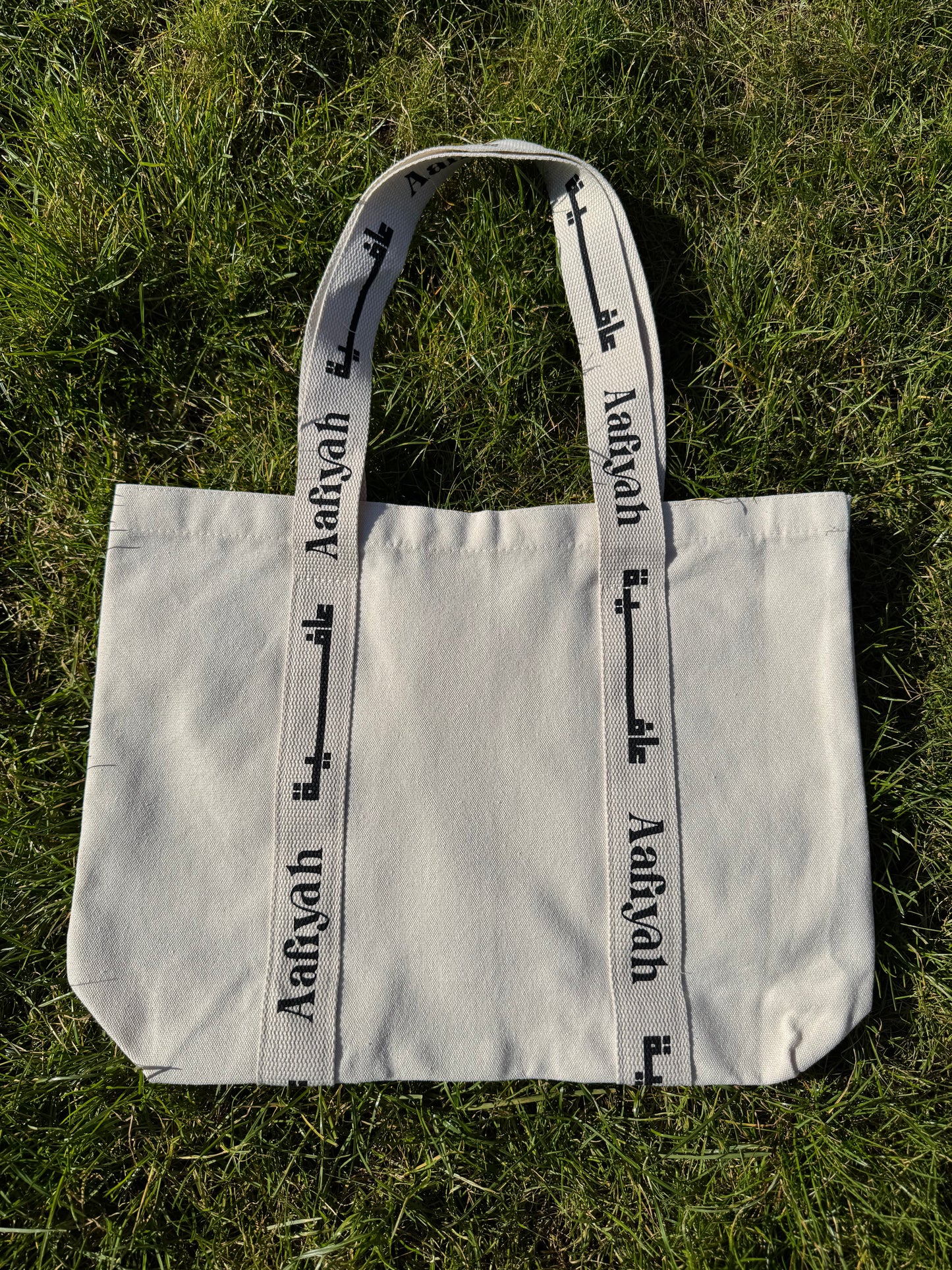 Tas Tote Kanvas Berlogo